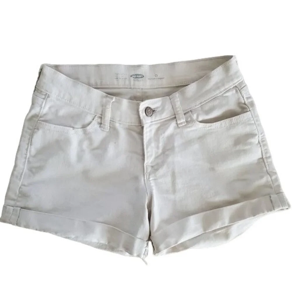 Old Navy womens White denim shorts Size 0 xs Regular midwaist pockets‎